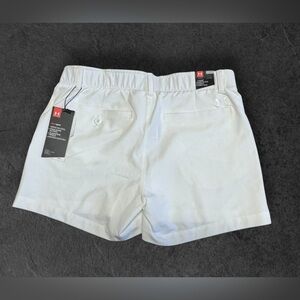 NWT Under Armour Links Shorts SZ 6 White